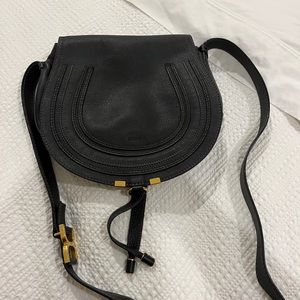 CHLOE Grained Calfskin Small Marcie Saddle Black